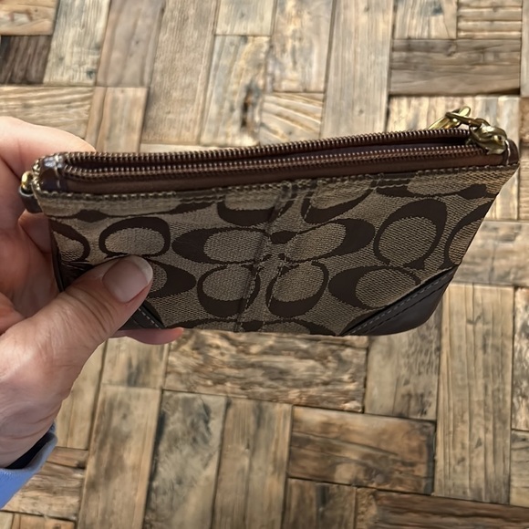 Coach Signature C Brown Wristlet - Picture 6 of 7